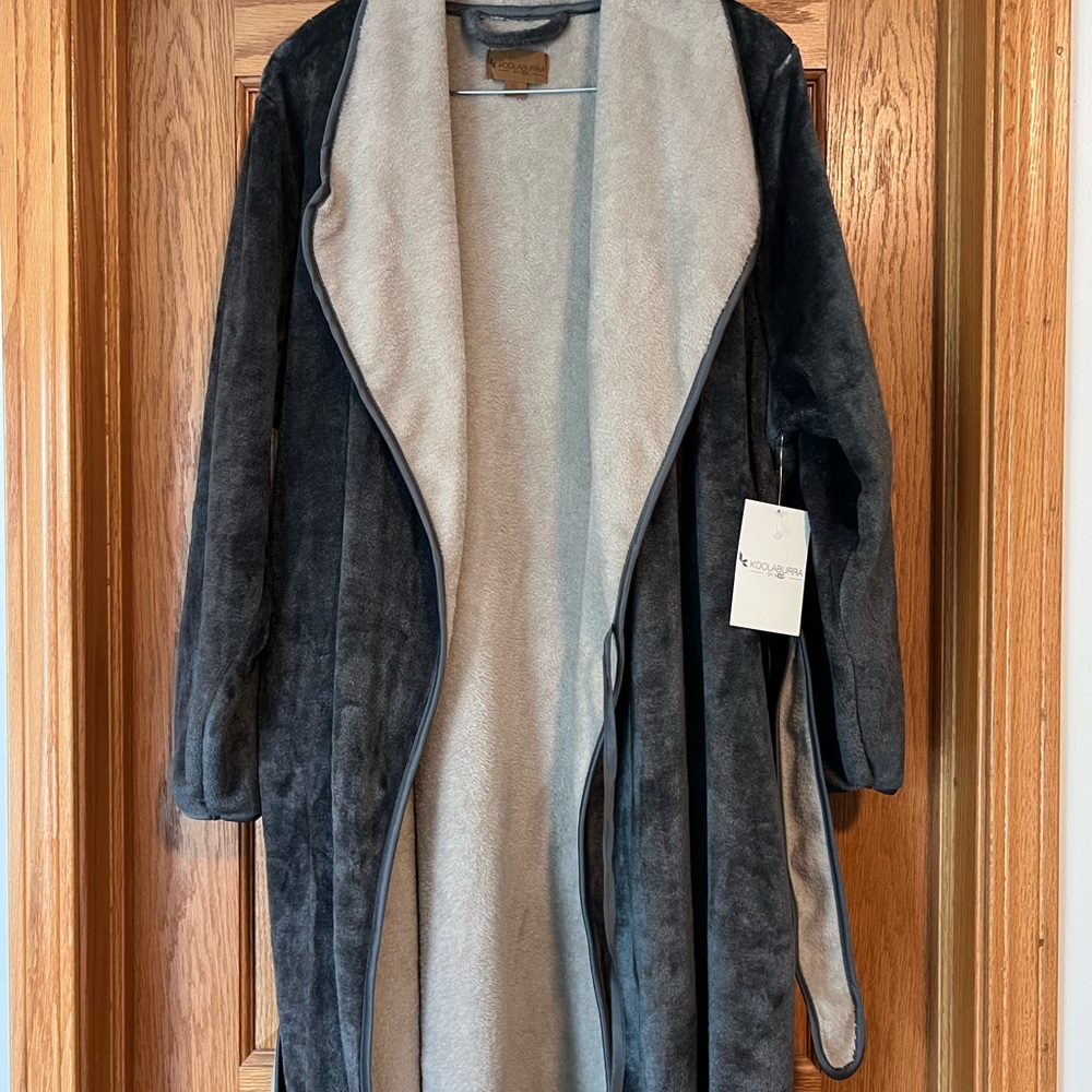 Kookaburra Robe